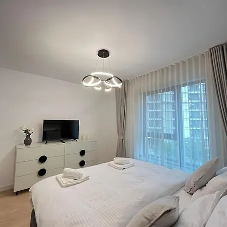 Waterfront Primestay